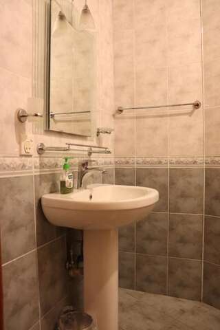 Апартаменты Near by 28May Metro Station Apartment on 10th floor. Баку Апартаменты с 2 спальнями-29